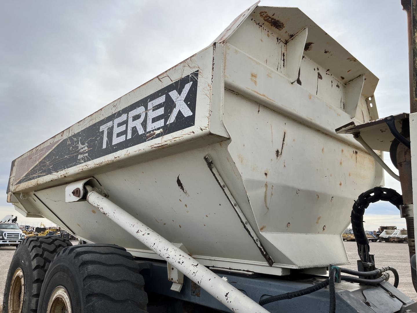 DOMPE ARTICULADO TEREX TA30